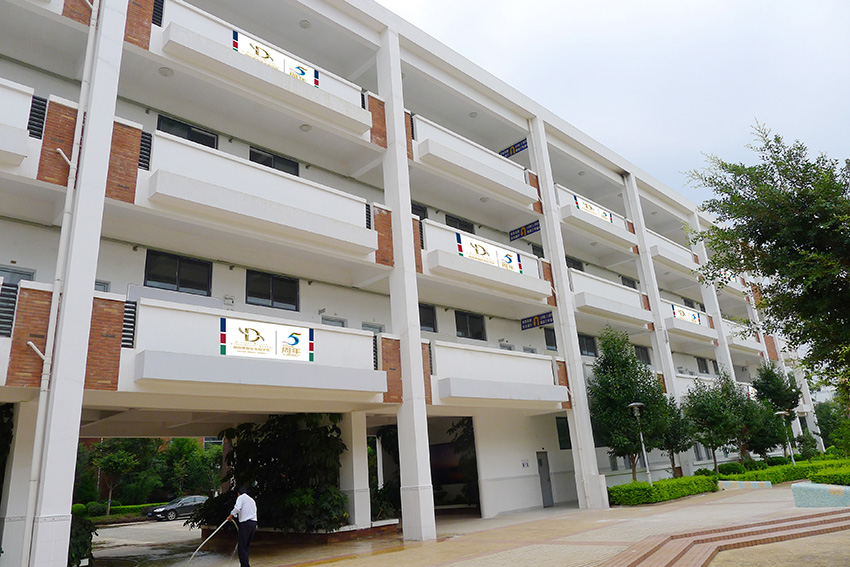 奎門為滇池度假區(qū)實(shí)驗(yàn)學(xué)校提供校慶活動策劃設(shè)計(jì)實(shí)施服務(wù)